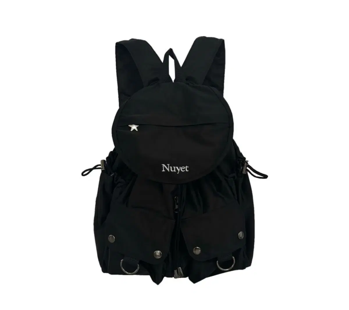 누엣 가방 black round pocket backpack 판매합니다